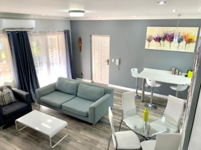 Modern 2-bed apartment in Sandton. Fast Wifi, Johannesburg